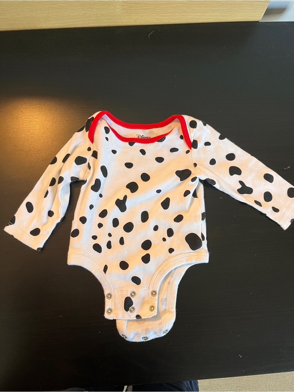 [$2 in a bundle] Disney Dalmatians onesie 6-12 mo